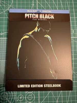 Pitch Black Blu-ray STEELBOOK Best Buy Exclusive no Digital DAMAGED Vin Diesel