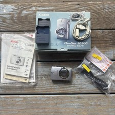 Canon Powershot SD500 7.1MP Digital Elph Camera FOR PARTS OR REPAIR READ 