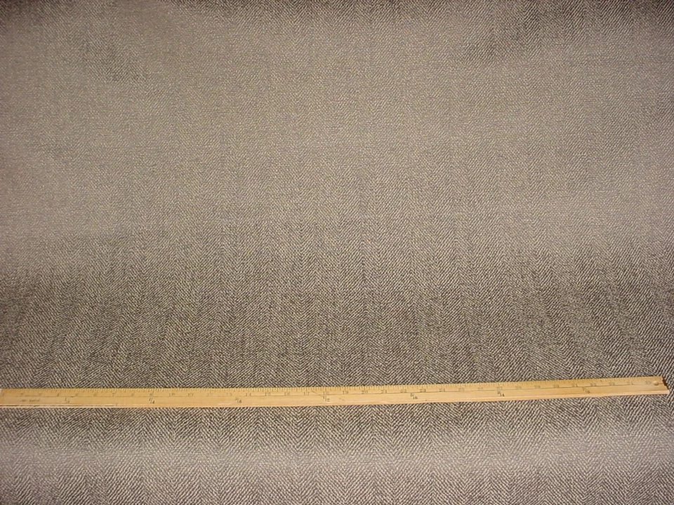 2Y Lee Jofa 2012126 Marita Weave Granite Zig Zag Herringbone Upholstery Fabric - Image 3 of 4