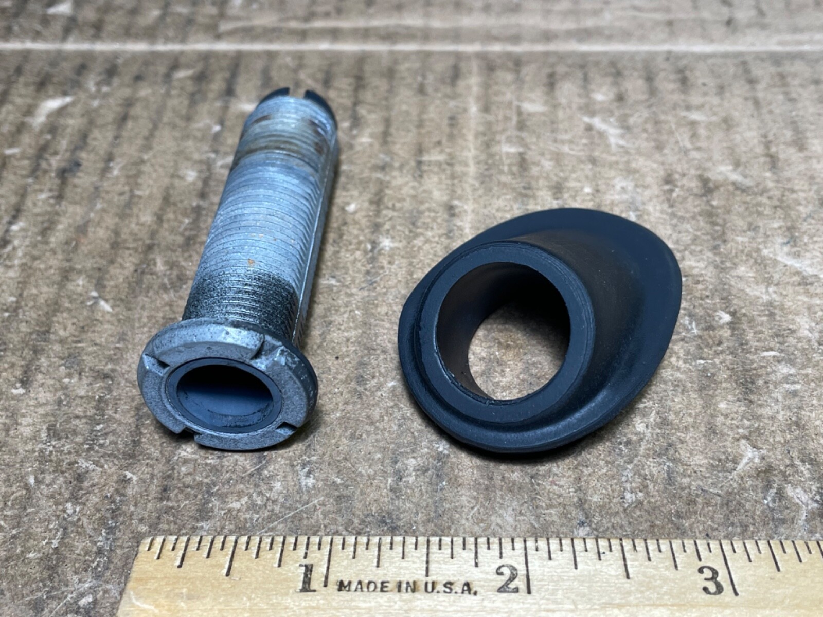 OEM Jeep Cherokee XJ 84-96 power antenna mounting nut 56000552 and  