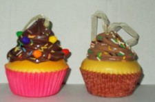 NEW KURT ADLER GUMDROP SPRINKLE CHOCOLATE FROSTED CUPCAKE ORNAMENTS X 2 FREE SHI