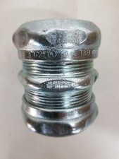 Thomas Betts 1-1/2" EMT Compression Coupling Box of 24
