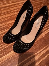 prada 2010 Vintage Black studded block stilettos 8 1/2 Winter collection❤️