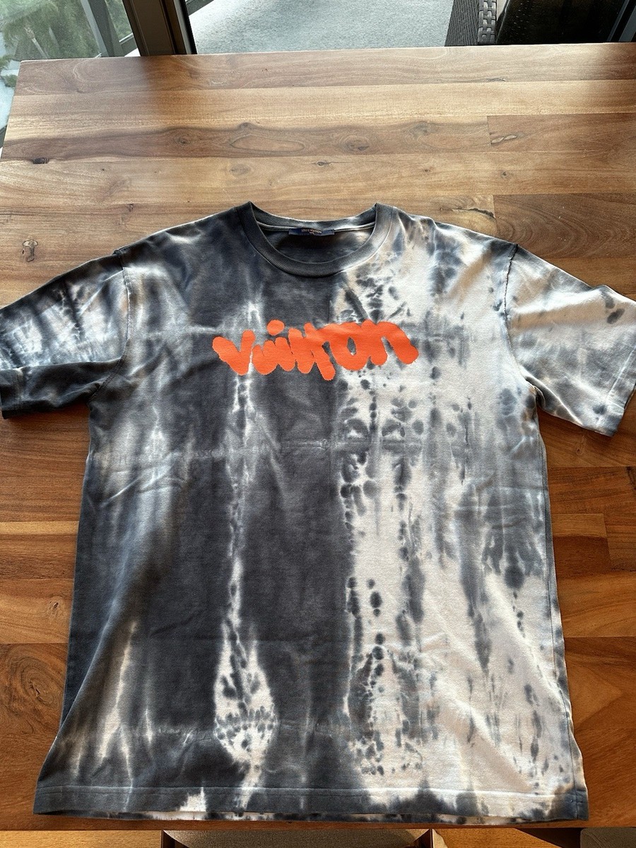 Louis Vuitton Graffiti Logo Tee Size XL Japan Exclusive | eBay