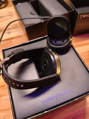Samsung Galaxy Watch SM-R800 46mm Bluetooth Smartwatch - Silber