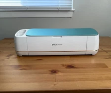 Cricut Maker-BE8B Bluetooth Cutting Machine Teal With Original Power Cable