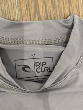 Rip Curl Gray Short Sleeve Rash Guard Polyester Spandex Size M