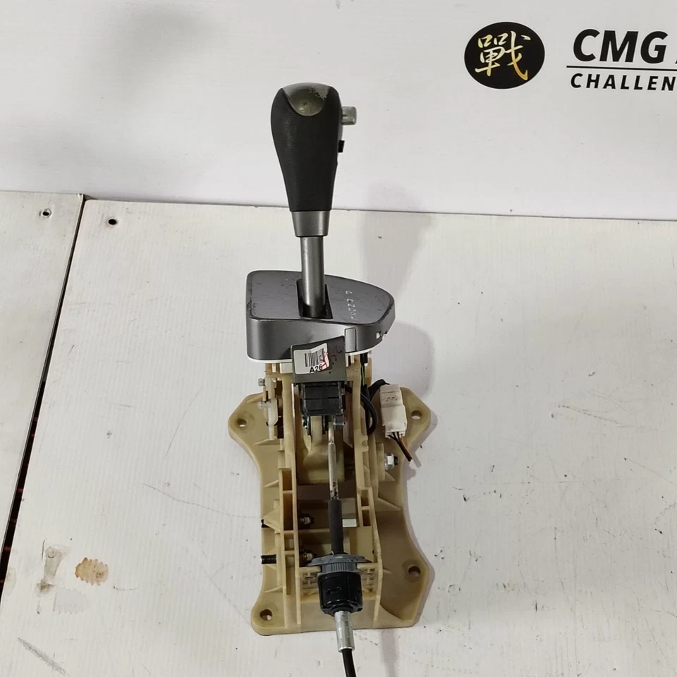 HYUNDAI ILOAD/IMAX GEAR STICK/SHIFTER AUTO T/M, PETROL, 2.4, W/ OVERDRIVE BUTTON - image 2 of 4