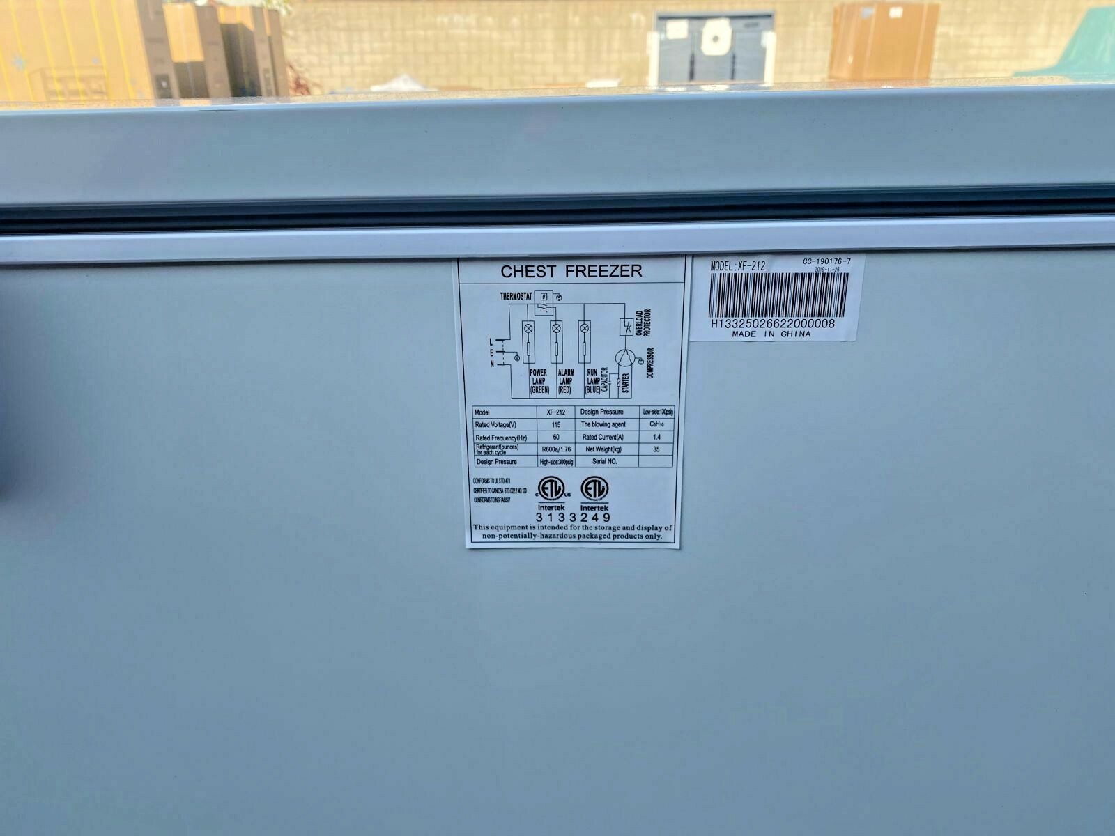 NEW 38" Solid Top Lock Chest Freezer Storage Cabinet NSF ETL Commercial XF-215