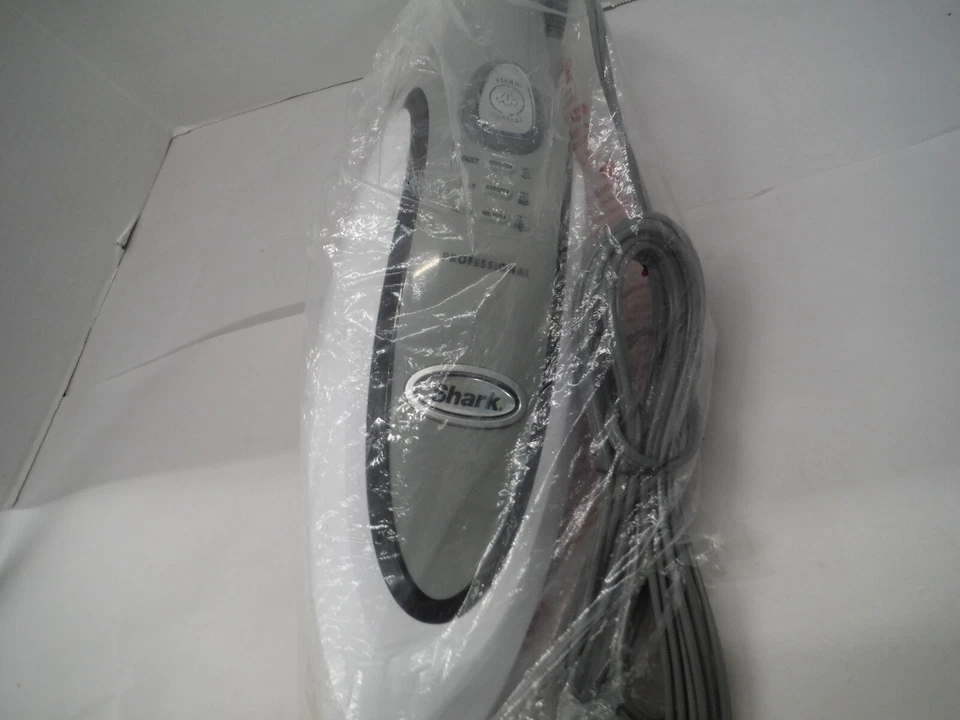 Shark Vacuum Steamer NEW SEALED 53601 body/ tank replacement no stopper, works - Image 4 of 4