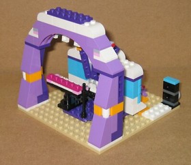 41004 LEGO Friends Rehearsal Stage &ndash; 100% Complete w Instructions EX COND 2013