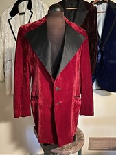 Vintage 1970s Bradleigh Crushed Red Velvet Tuxedo Jacket Size 38 - Flawed