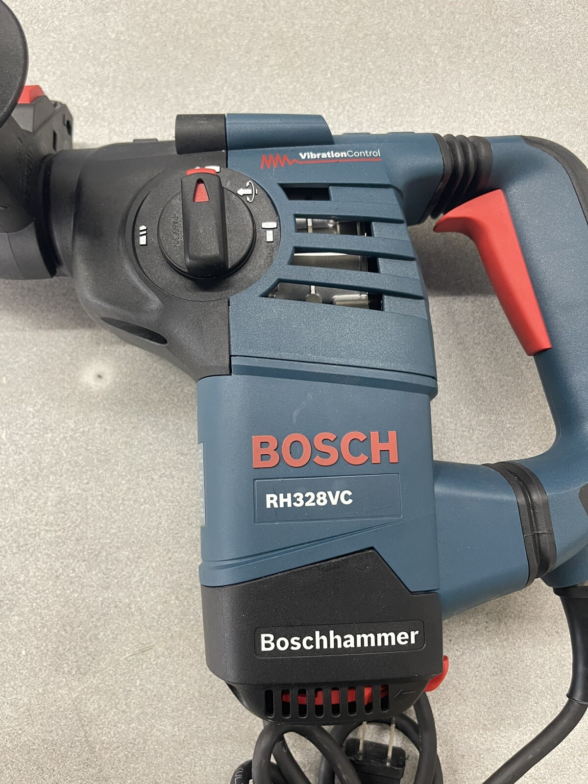 Bosch RH328VC 11/8 Inch SDS Rotary Hammer Drill With Vibration Control