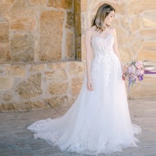 Elegant Wedding Dresses Lace Appliques Sweetheart A Line Spaghetti Strap Gowns