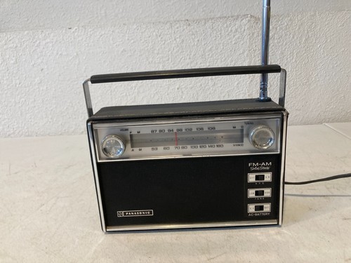Panasonic RF-738 FM AM Solid State Radio AC Battery