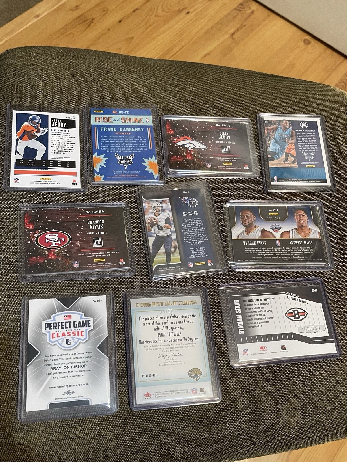 10 Card Multi-Sport Patch/MEM Lot. Years And Brands Vary. Players Listed