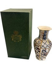 Mason's Ironstone Vase Applique Floral Pattern Hand Painted Medium Size