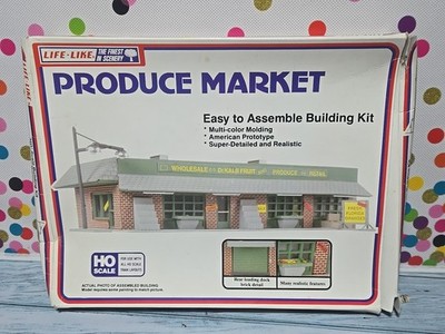 Life-Like HO Scale Produce Market Bldg Model Kit #1358 Made in Denmark - NIB 