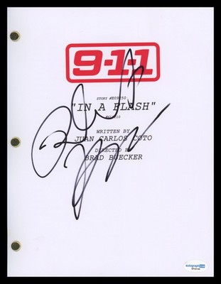 Peter Krause ''9-1-1'' AUTOGRAPH Signed 911 Bobby 'In a Flash' Script ACOA