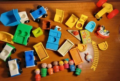 Fisher Price Vintage People And Furniture Lot Of 30+