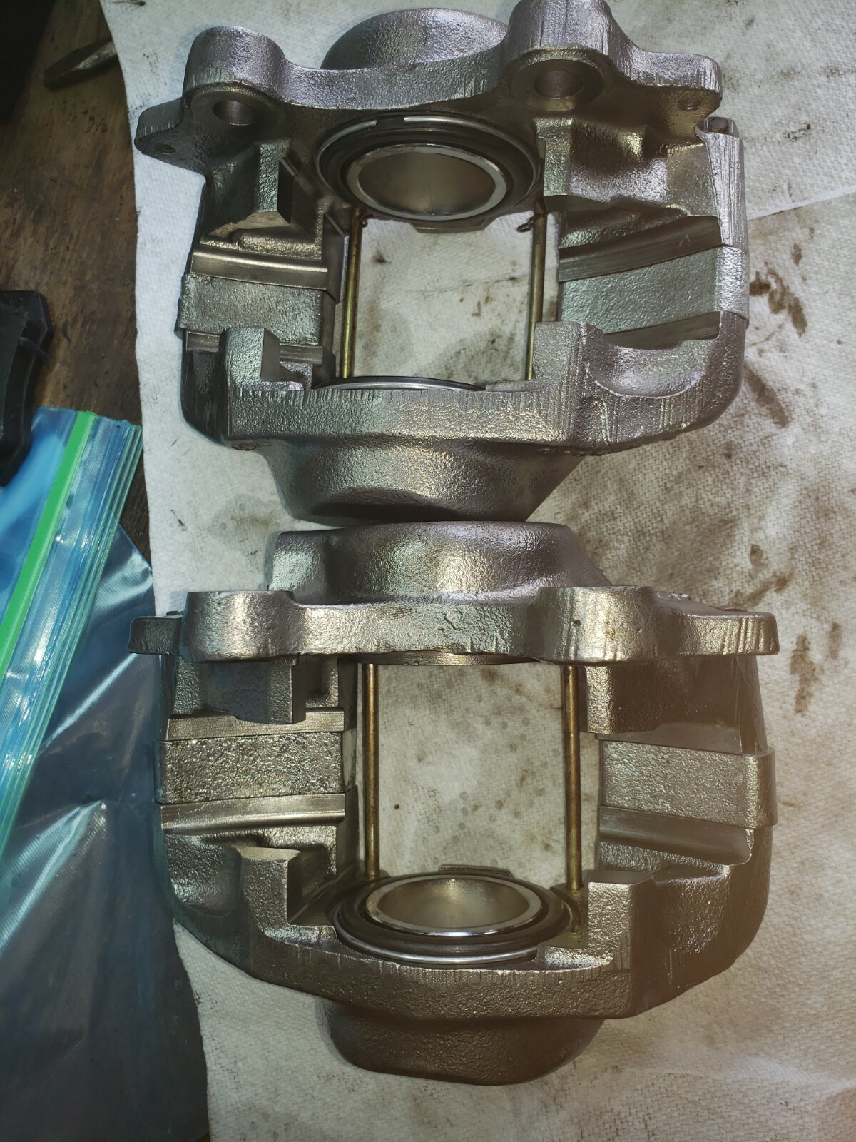 ROLLS ROYCE FRONT BRAKE CALIPERS REBUILT READY TO INSTALL SHADOW WRAITH