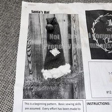 Farmhouse Threads Santas Hat Felted Wool Kit