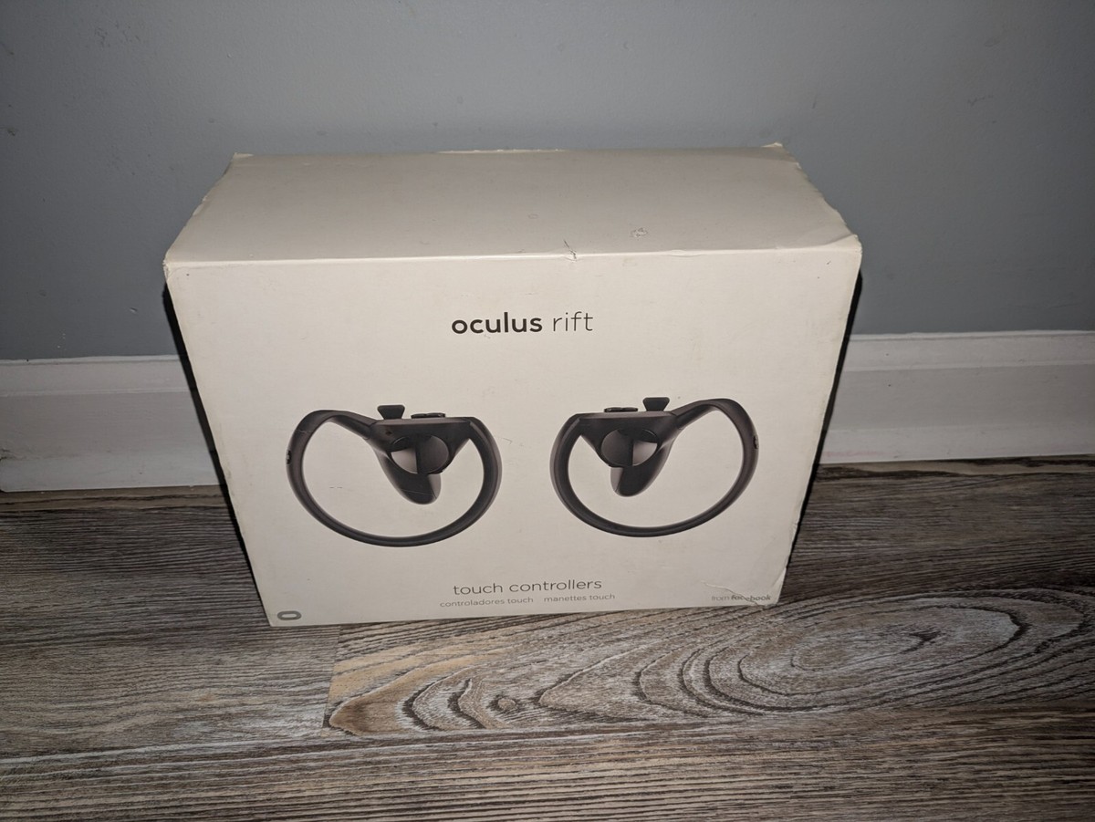 Oculus Rift CV1 - PC VR Headset w/ Controllers & Sensors (BEFORE