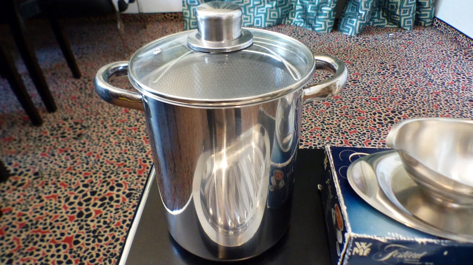 Spargel/Pasta - Topf, Edelstahl 4 Liter, plus Sauciere (WMF) plus Tablett /WMF), - Bild 3 von 4