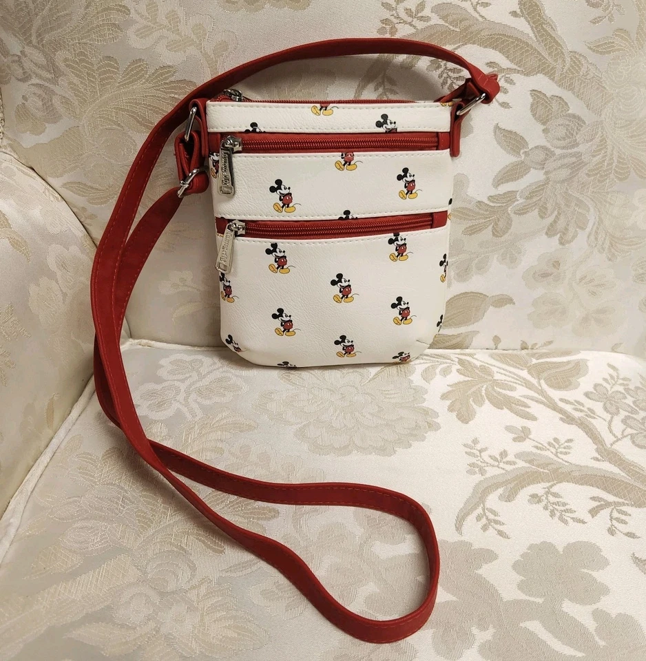 Сумка через плечо Loungefly Disney Mickey Mouse универсальный принт - эксклюзивный бокс-ланч - Изображение 2 из 4