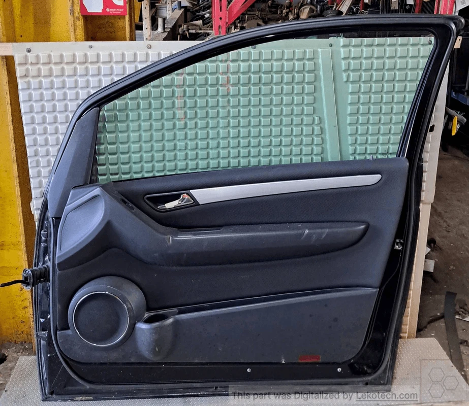 A1697203605 Porta ant. DX MERCEDES-BENZ Classe A (W/C169) 200 Ber. 3p/b/2034cc - Immagine 2 di 4