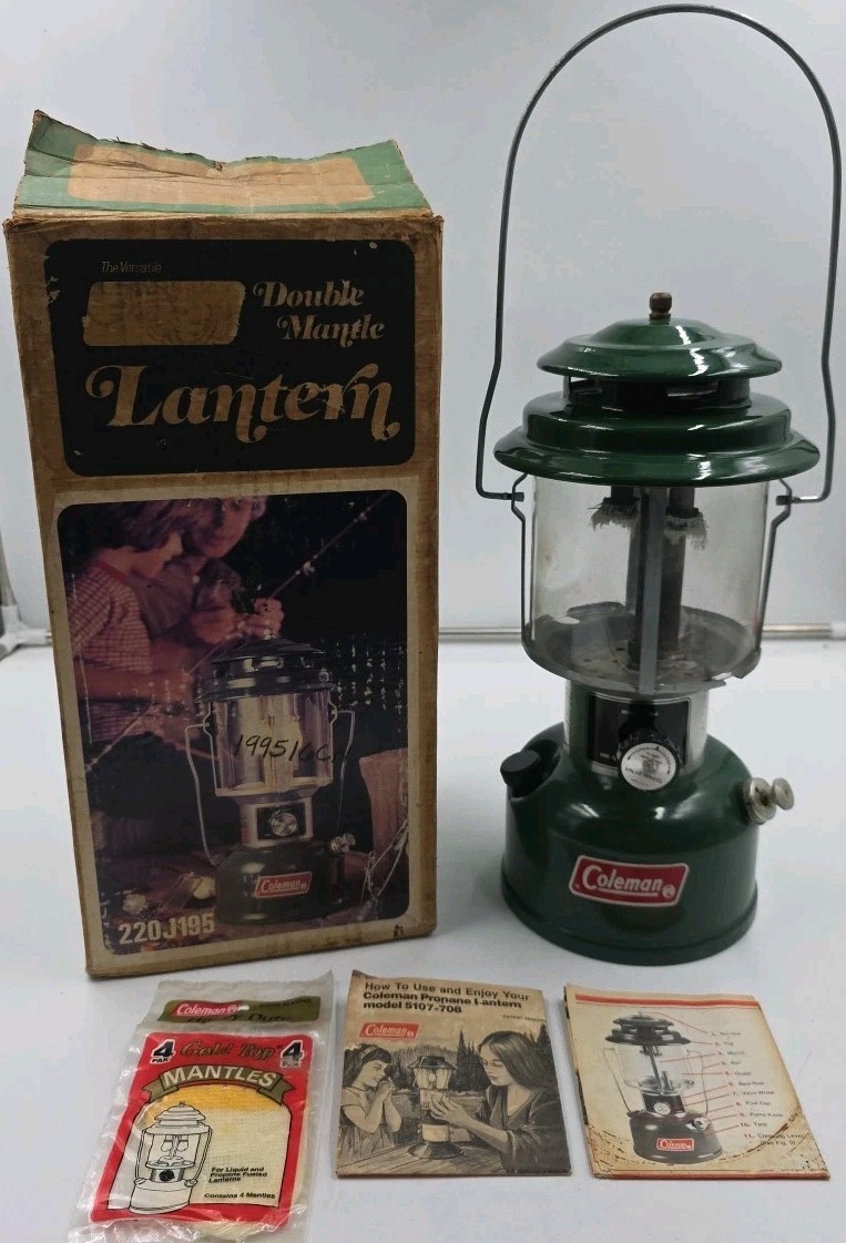 Coleman Lantern: 220J195 Double Mantle 1976 W/Box & Manual & 4 New