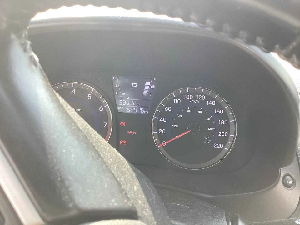 Used Loaded Beam Axle fits: 2014 Hyundai Accent ABS disc brakes Grade A Foto 2 de 4