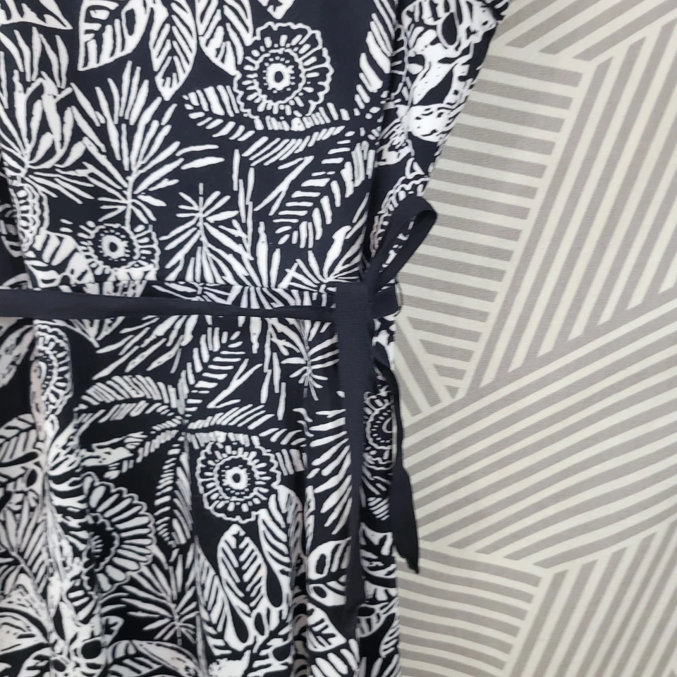 Vestido Catherine Stewart Talla 8 Floral Negro Blanco Tropical Corbata Cintura Hasta la Rodilla  Foto 4 de 4