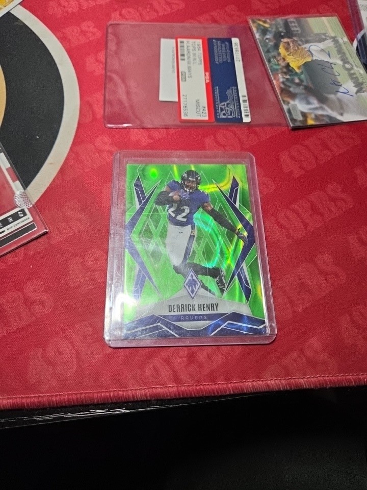 2025 Panini Phoenix - Derrick Henry #10 Lime Green Lava /225