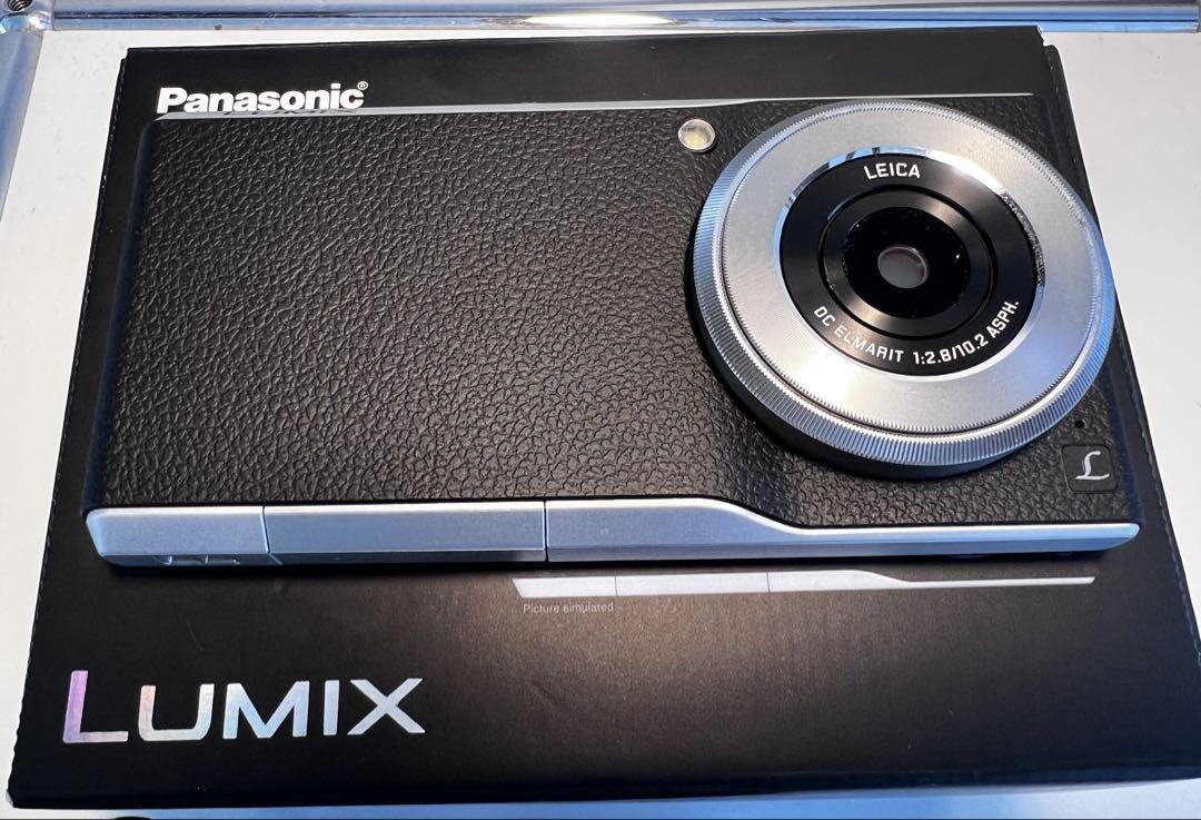 デジタルカメラ Panasonic LUMIX DMC-CM1 Leica Panasonic LUMIX DMC-CM1 Leica Lens Android Camera 4K w/ Box