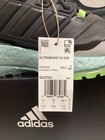 Foto 9 di 10