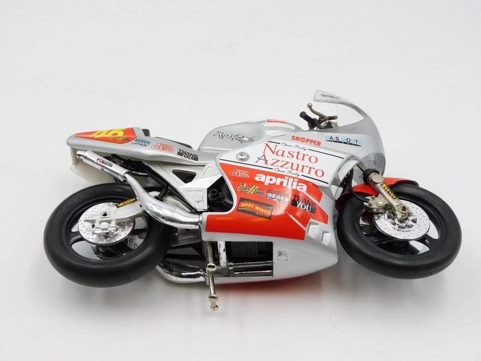 Guiloy Aprilia Valentino Rossi 46 VR46 Vintage Die Cast Plastic 1/10 Motorcycle - Image 3 of 4