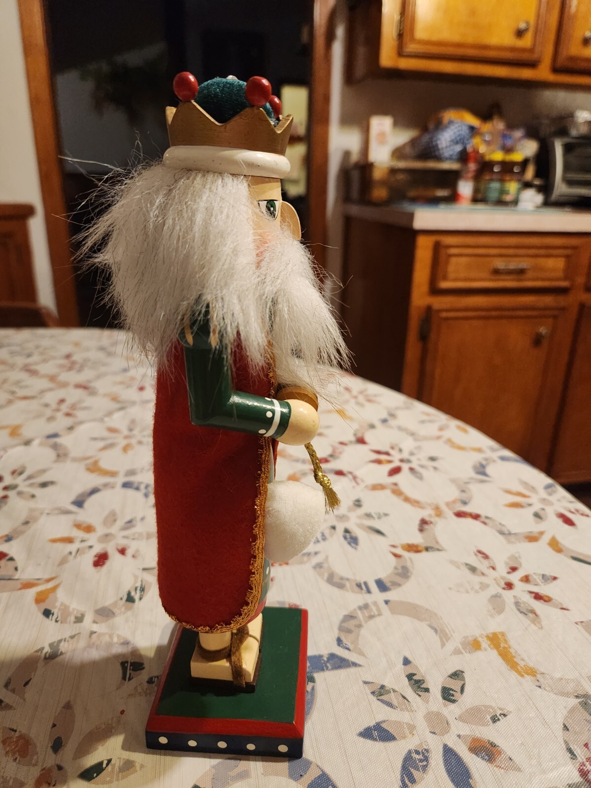 Vtg 2000 Nutcracker Village Wise Men Nutcracker Wood Figure Treasure