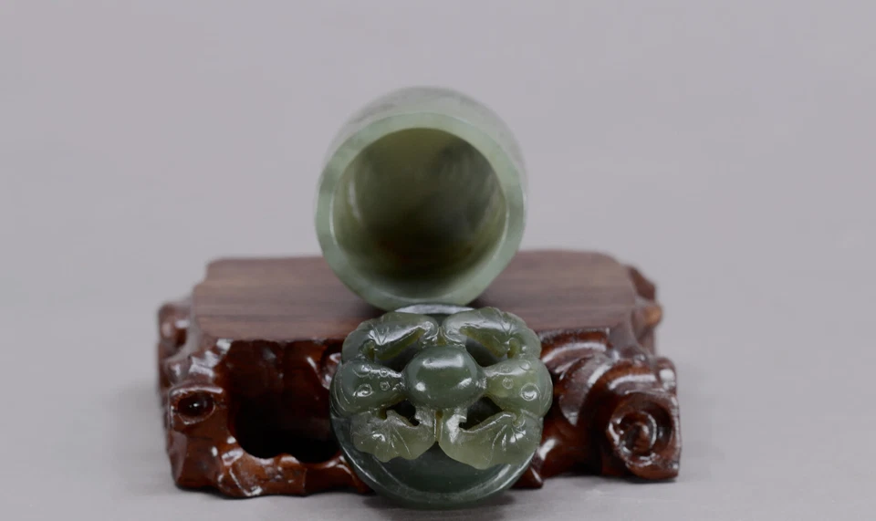 Maceta de jade hetiano verde chino natural con tapa y murciélago Foto 4 de 4