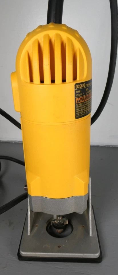 Dewalt D26670 1/4" Corded Compact Trim Router & Base D26671 30000 RPM - Image 4 of 4