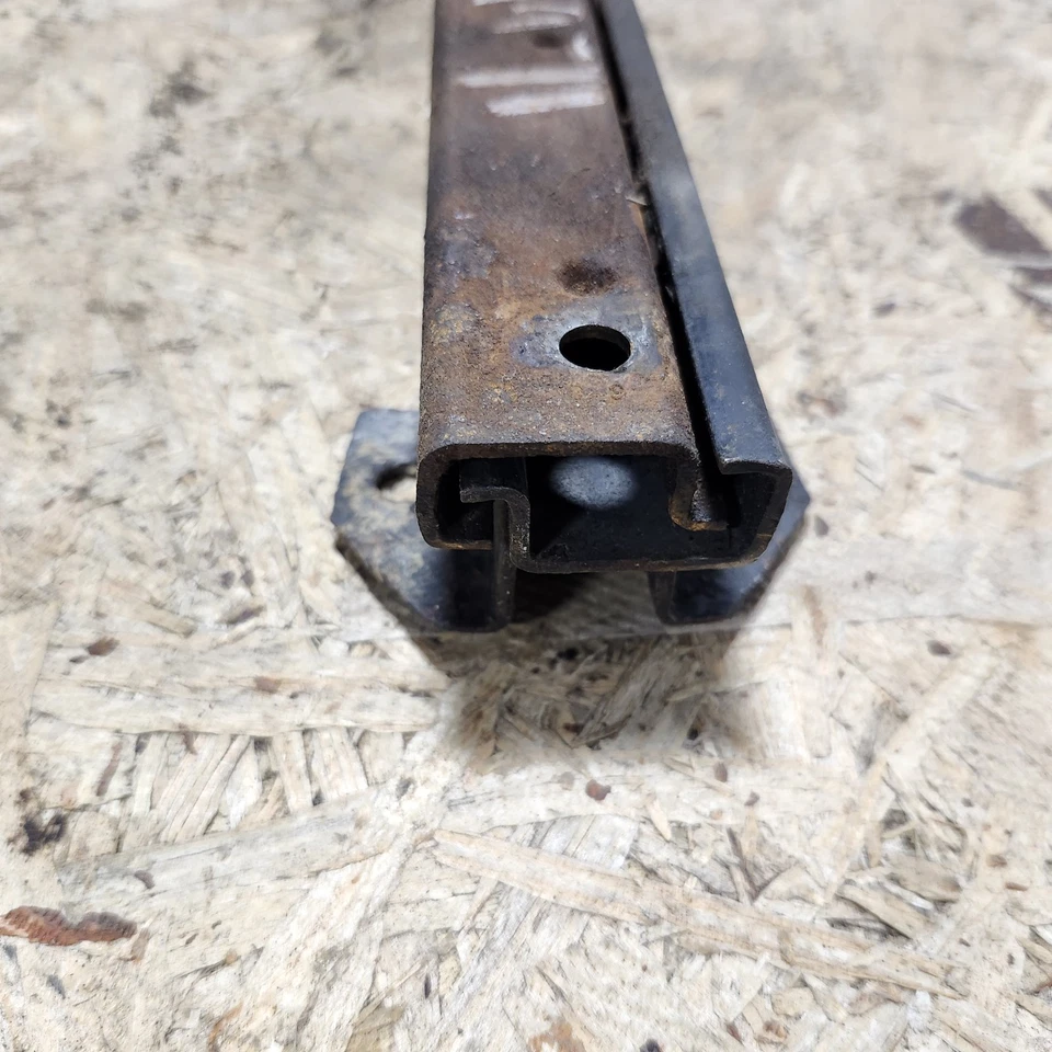 Регулятор трека сиденья для 69-71 C3 Corvette левый или правый водитель пассажиры ХОРОШЕЕ СОСТОЯНИЕ - Изображение 4 из 4