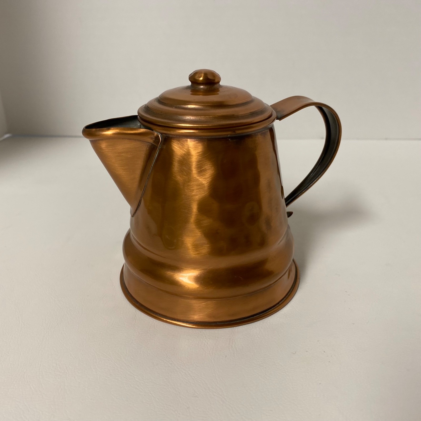 Kettle. Hand Made &bull; Solid Copper &bull; Tin Lined Made In Usa