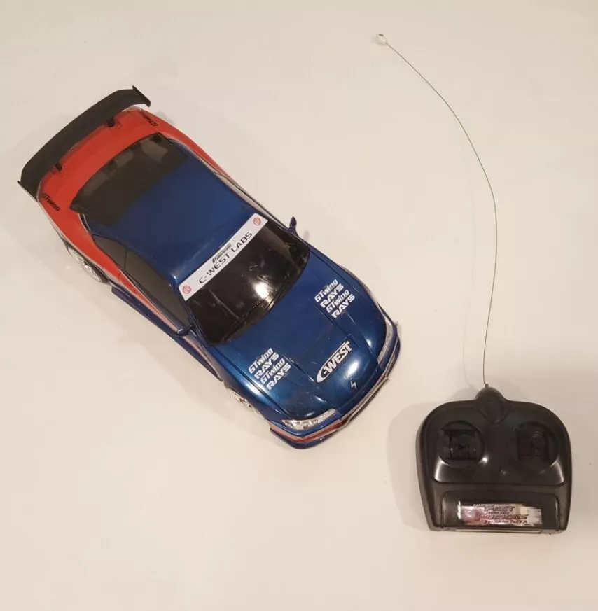 RC Car Drift Inside Home 