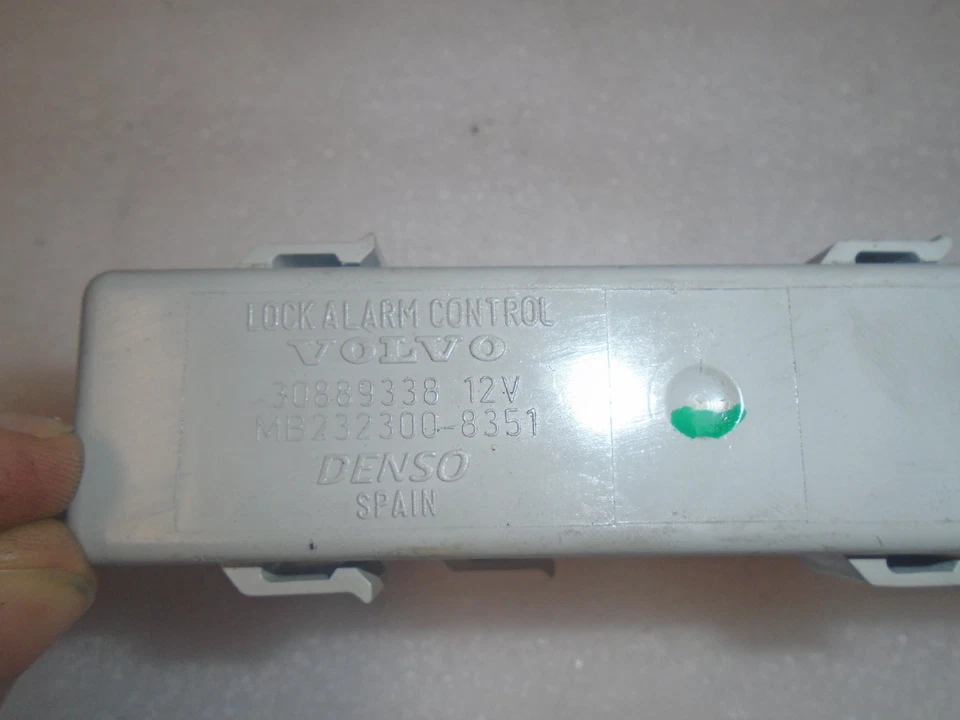 Volvo S40 2000 bloqueo alarma bloqueo bloqueo control ordenador módulo 30889338 Foto 3 de 3