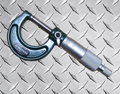 Bügelmessschraube 0-25 mm Auflösung 0,01 mm, Genauigkeit 0,015 mm