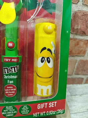 Juego Dispensador Tubo M&M's Ventilador Verde Rojo Papá Noel y Amarillo Nuevo En Caja - Imagen 3 de 5