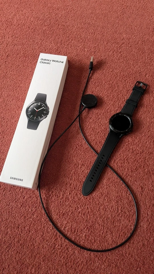 Samsung Galaxy Watch4 Classic, photo 4 of 5