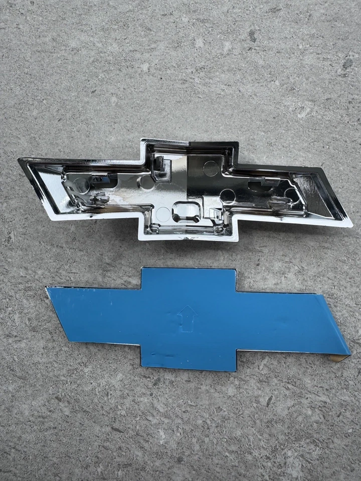 Juego de emblemas de pajarita trasera y parrilla delantera para Chevy Chevrolet Camaro 2016-2024 Foto 2 de 2