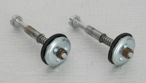 Dual 1215 Turntable Part : Shipping Screw Set ( Transit Screw ) - Picture 2 of 4