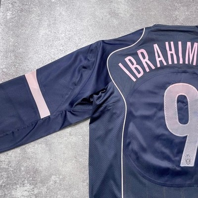 Zlatan Ibrahimović #9 Juventus 04-05 Away L/S Jersey Nike XL Match